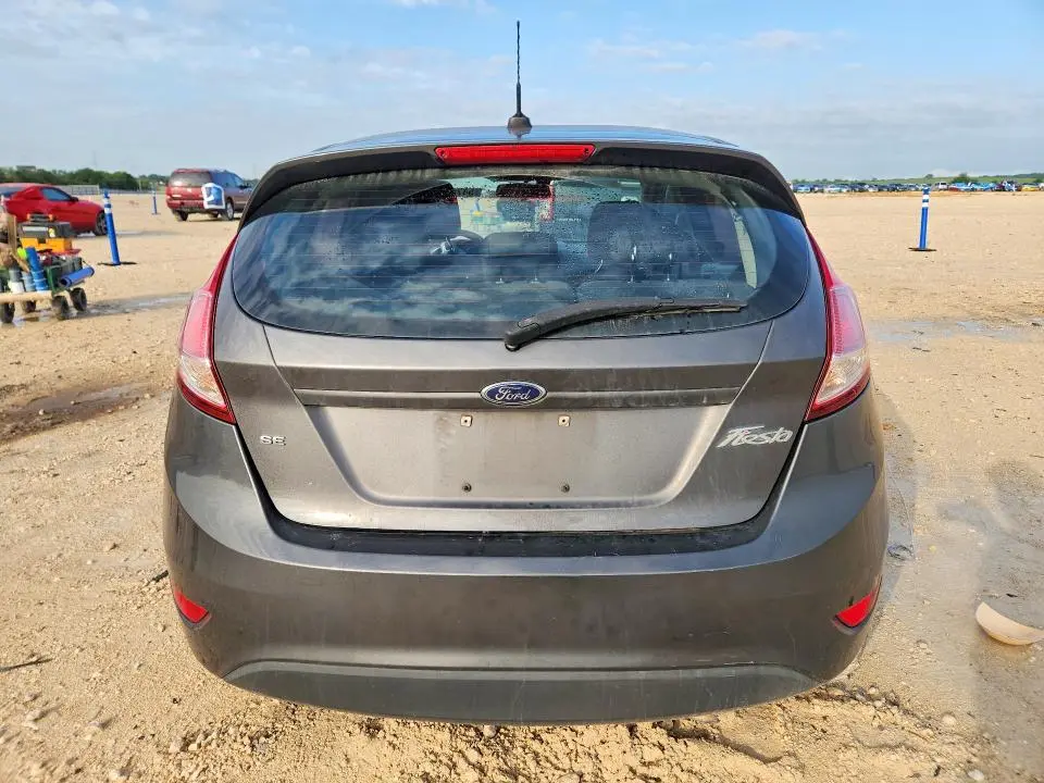 2017 FORD FIESTA SE  