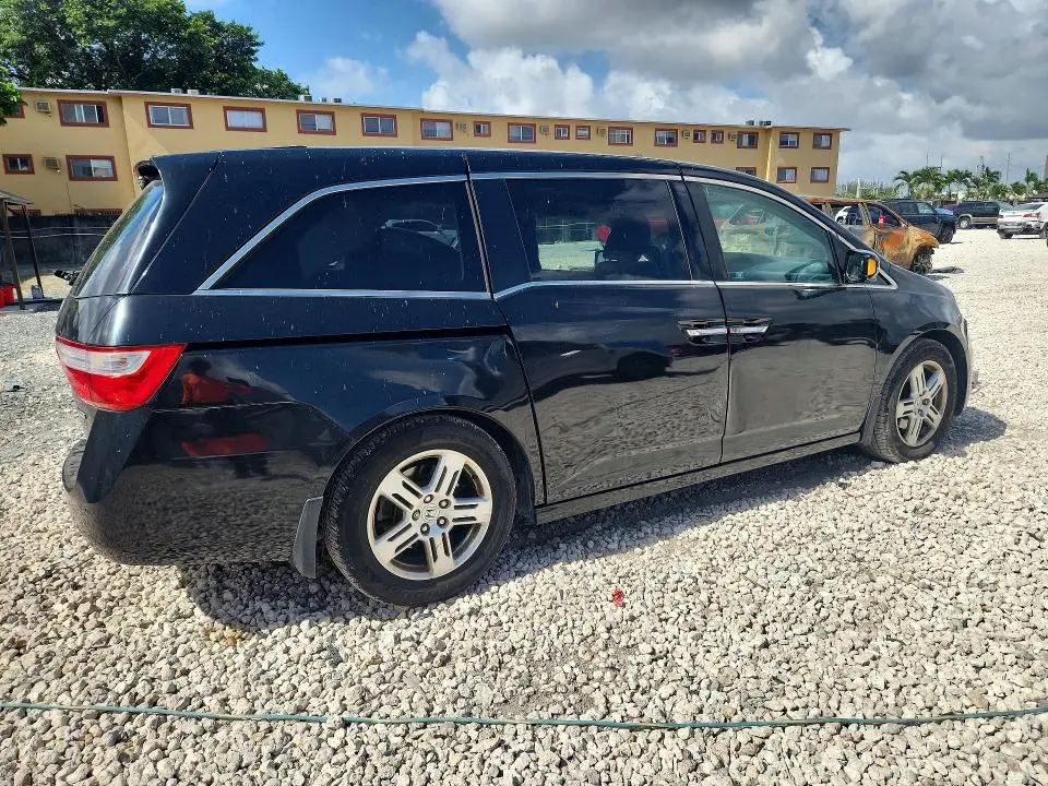 2011 HONDA ODYSSEY TOURING  