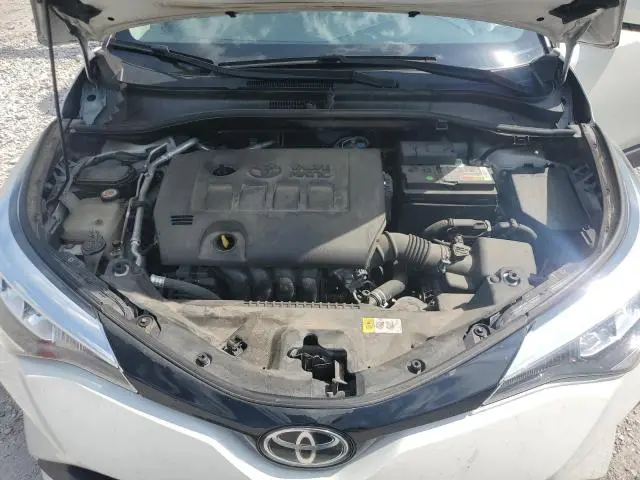 2020 TOYOTA C-HR XLE  