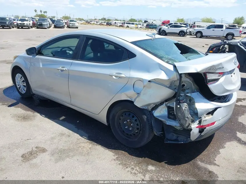 2016 HYUNDAI ELANTRA SE
