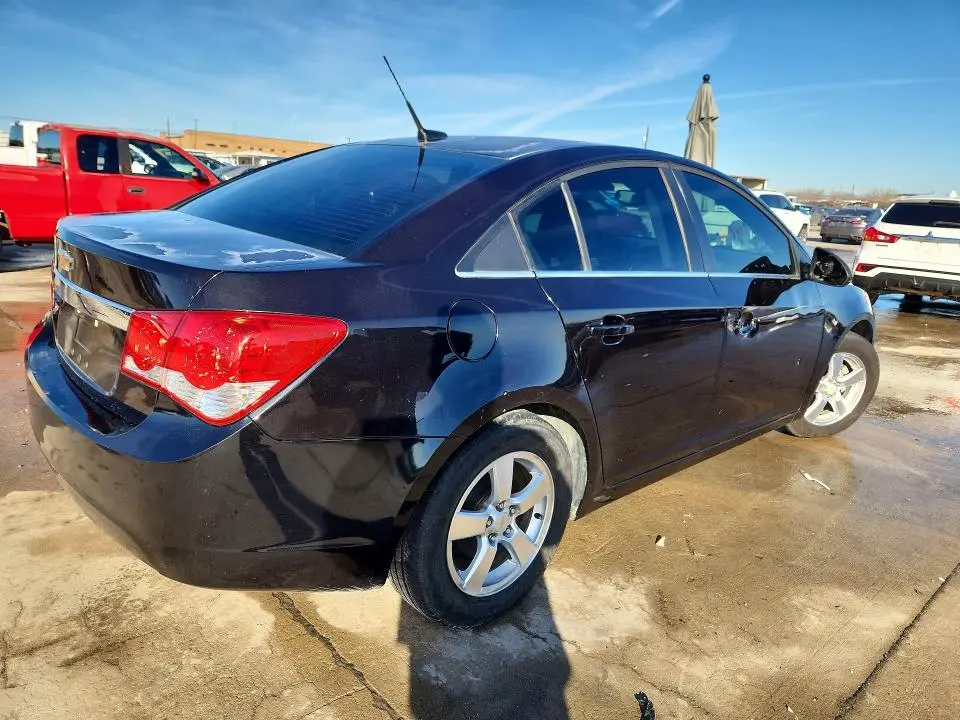 2011 CHEVROLET CRUZE LT  