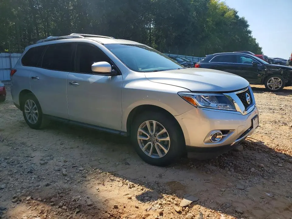 2016 NISSAN PATHFINDER SV  