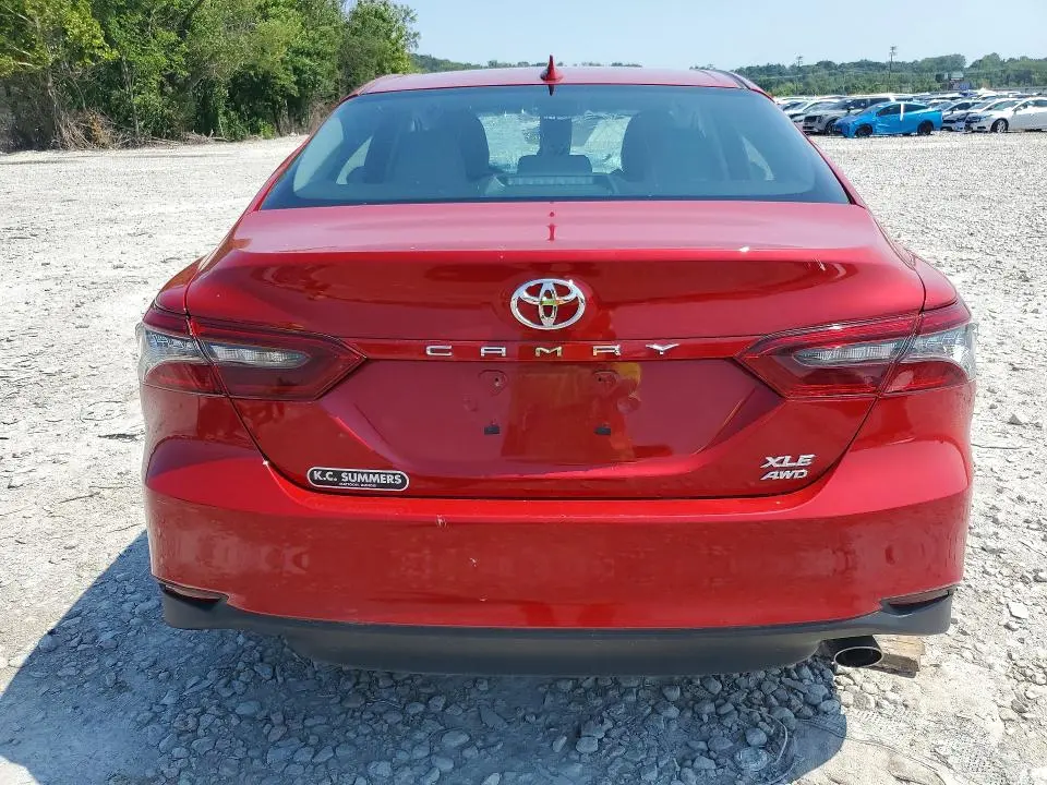 2023 TOYOTA CAMRY XLE  