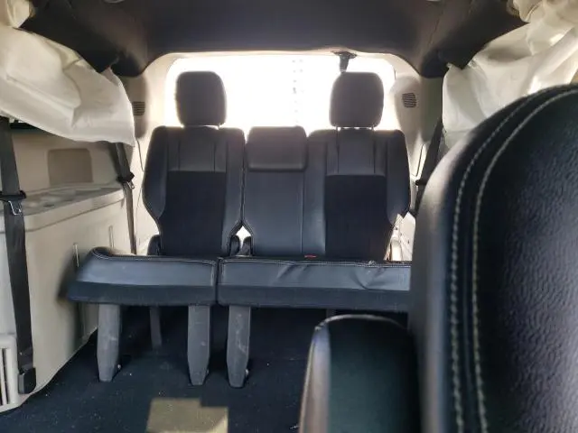 2019 DODGE GRAND CARAVAN SXT  