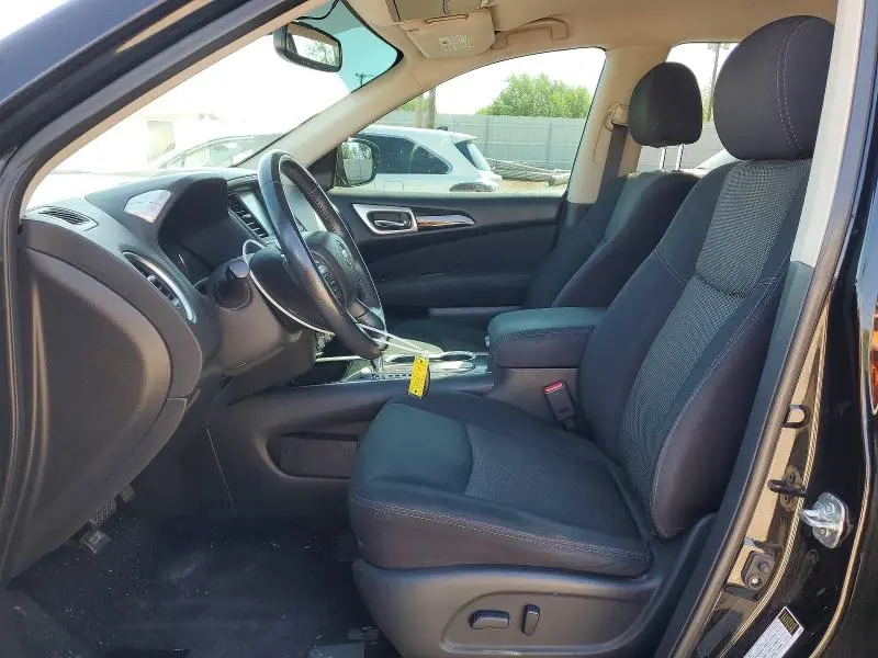 2017 NISSAN PATHFINDER SV  