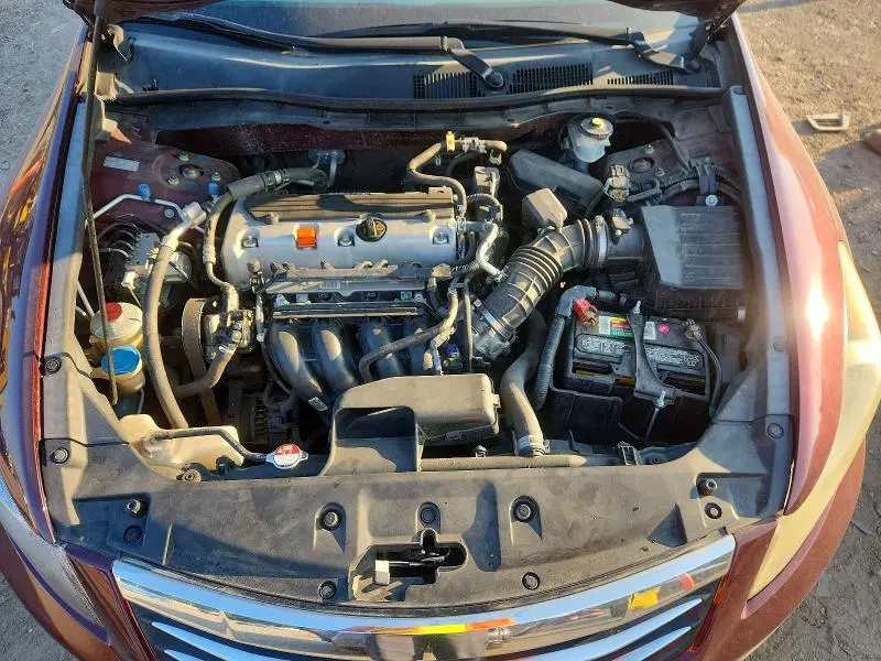2011 HONDA ACCORD LX  