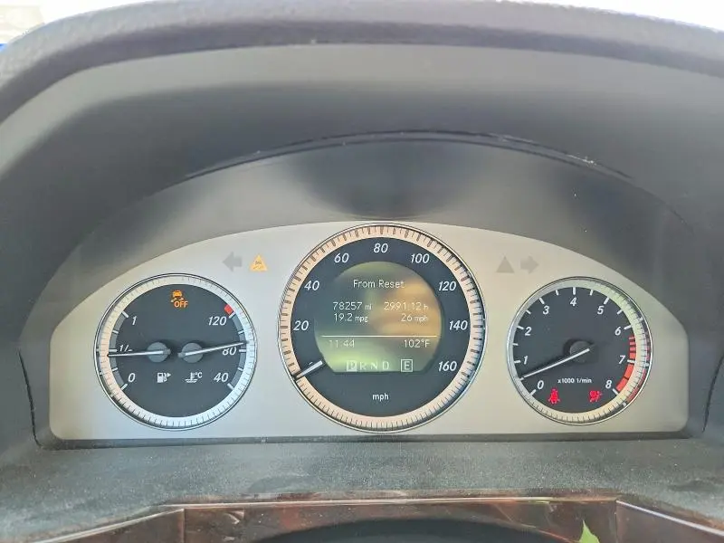 2011 MERCEDES-BENZ GLK 350  