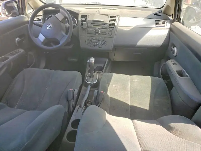 2011 NISSAN VERSA 1.8 S  