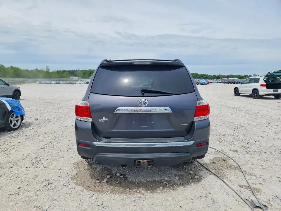 2012 TOYOTA HIGHLANDER LIMITED  