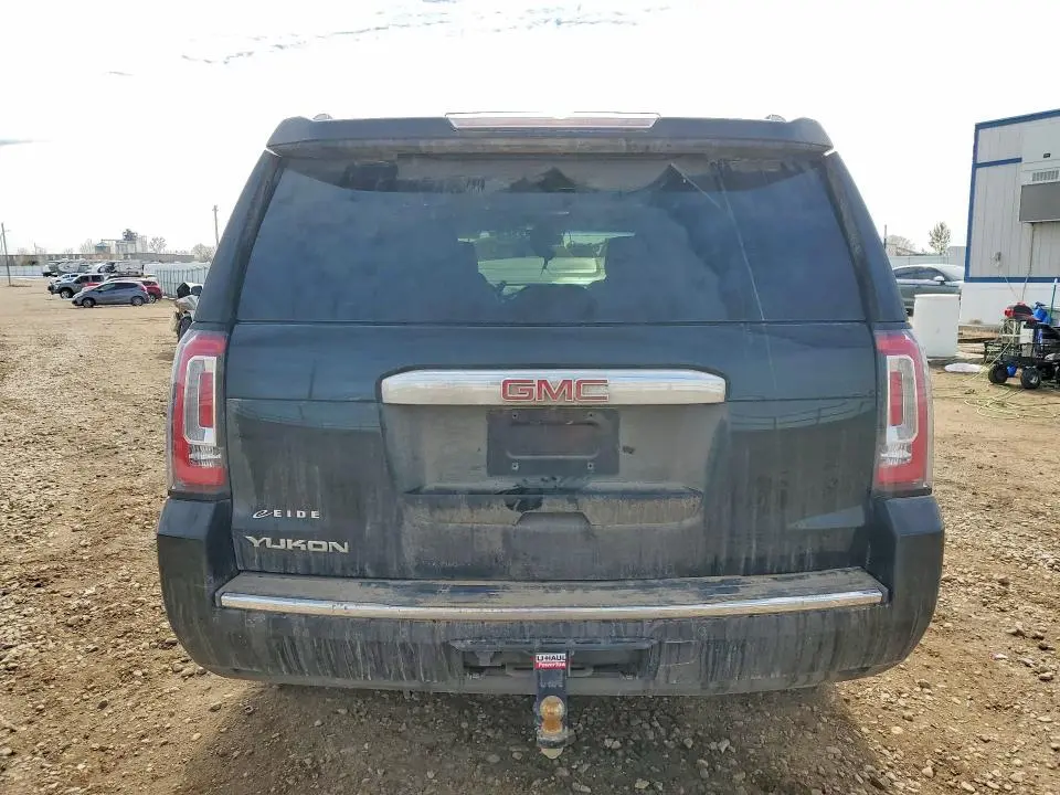 2016 GMC YUKON DENALI  