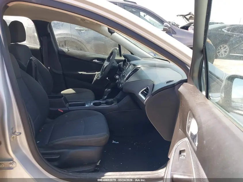 2017 CHEVROLET CRUZE LT AUTO