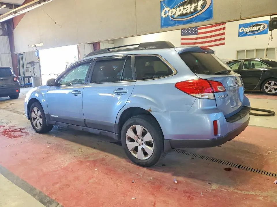 2010 SUBARU OUTBACK 2.5I PREMIUM  