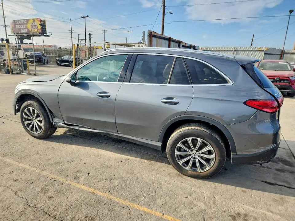 2023 MERCEDES-BENZ GLC 300 4MATIC  