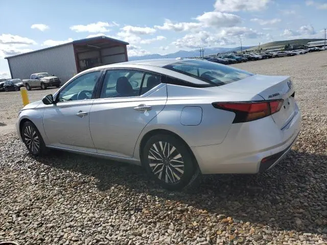 2024 NISSAN ALTIMA SV  