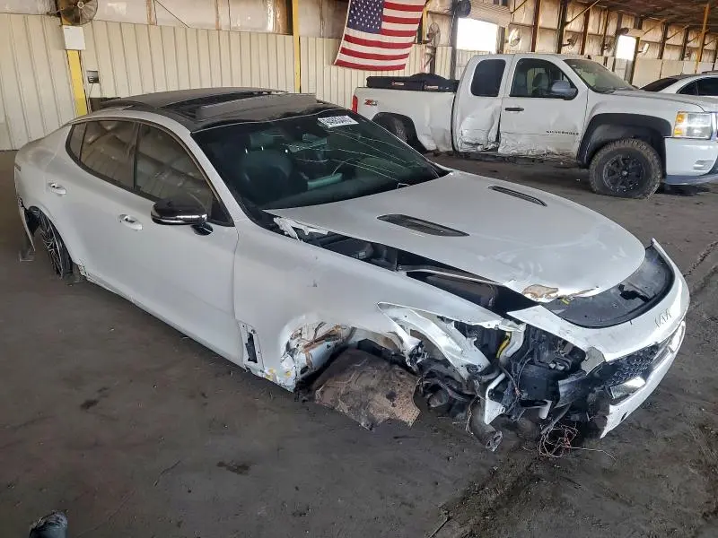 2022 KIA STINGER GT1  