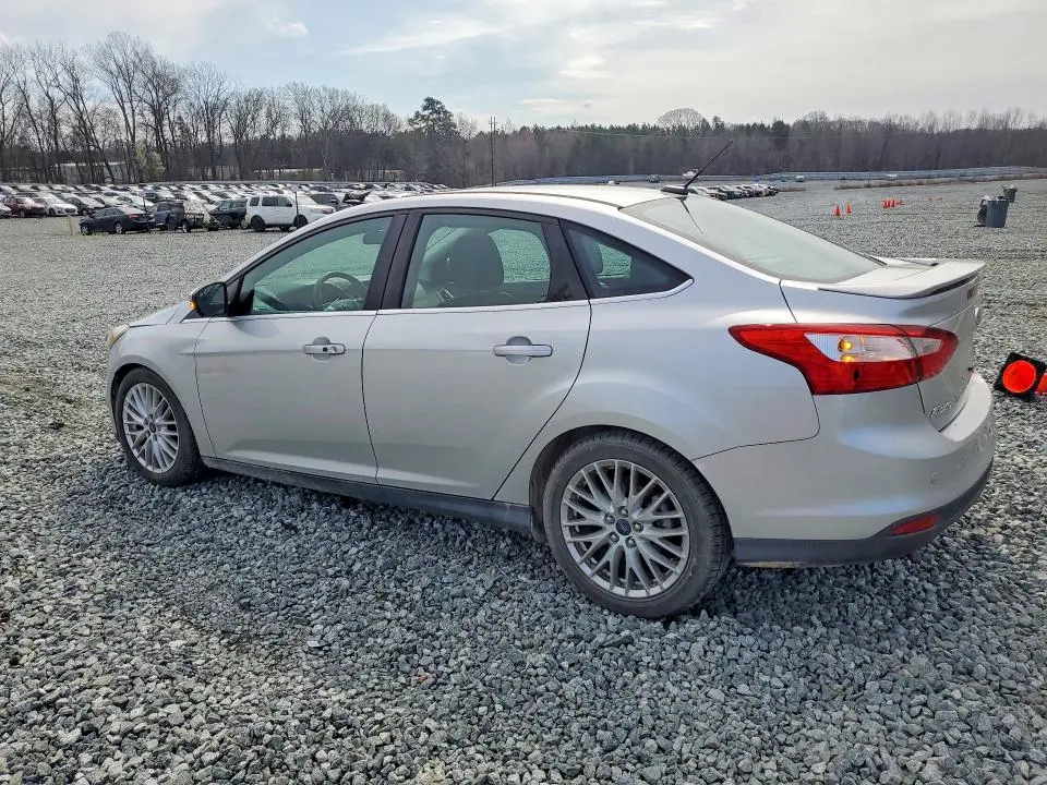 2014 FORD FOCUS TITANIUM  