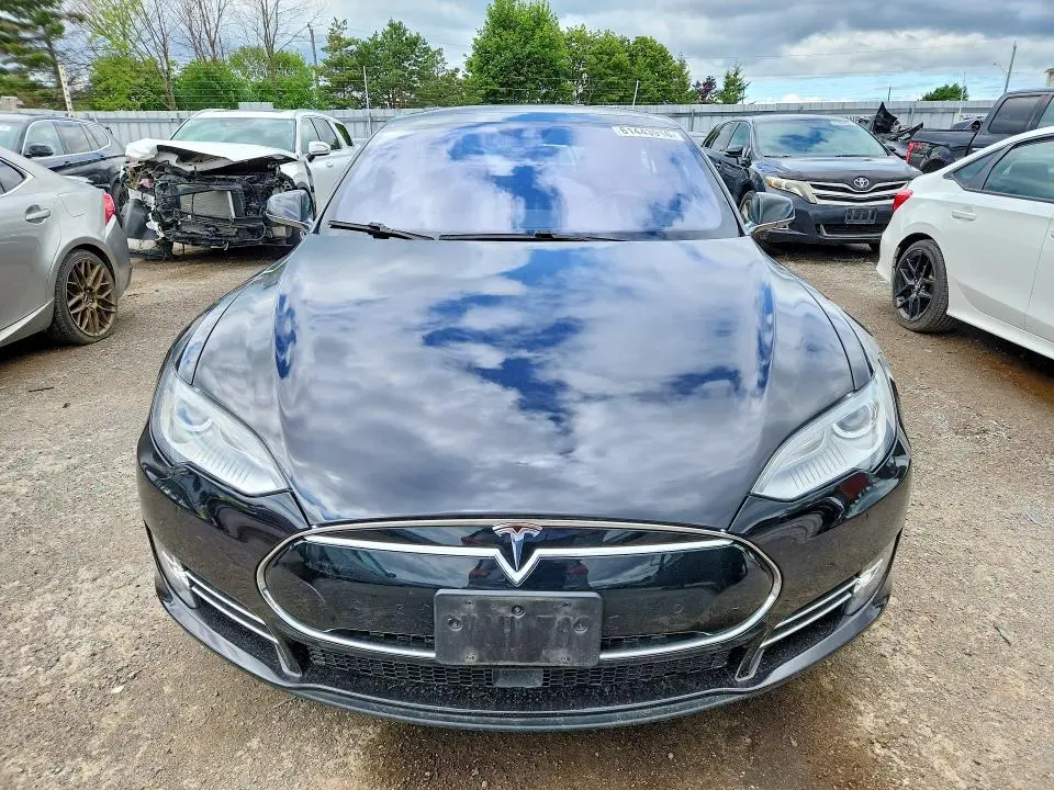 2015 TESLA MODEL S 70D  