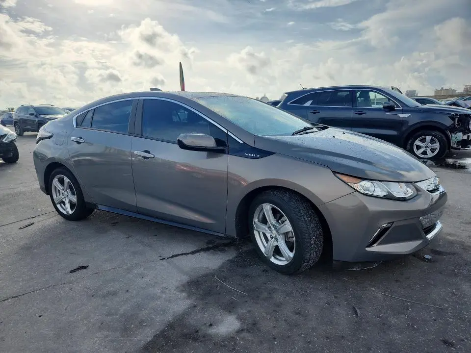 2017 CHEVROLET VOLT LT  