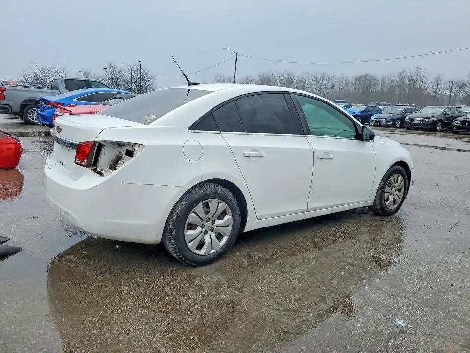 2012 CHEVROLET CRUZE LS  