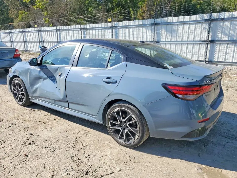 2025 NISSAN SENTRA SR  