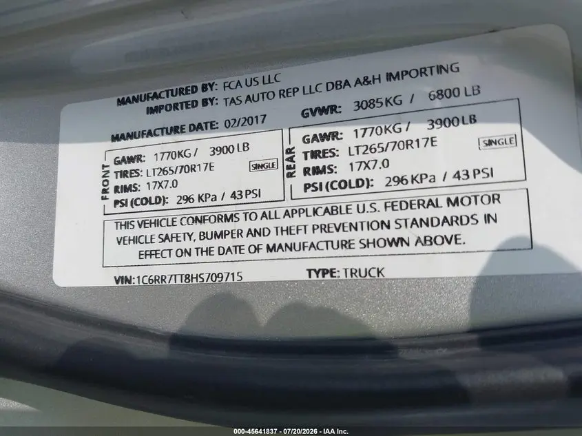 2017 RAM 1500 SLT
