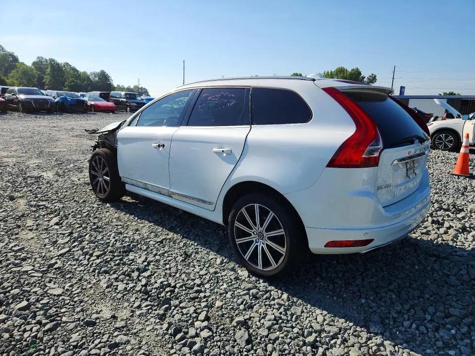 2017 VOLVO XC60 T6 INSCRIPTION  