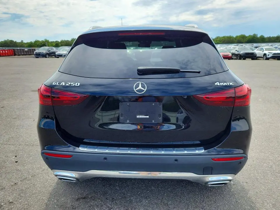 2025 MERCEDES-BENZ GLA 250 4MATIC  