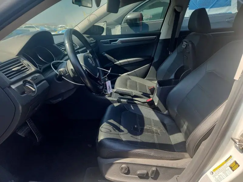 2018 VOLKSWAGEN PASSAT S  
