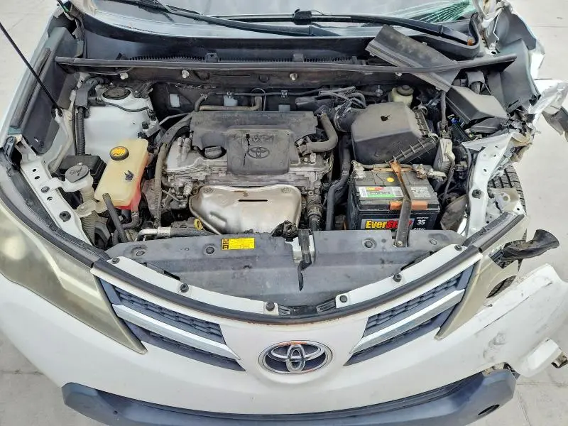 2014 TOYOTA RAV4 LE  