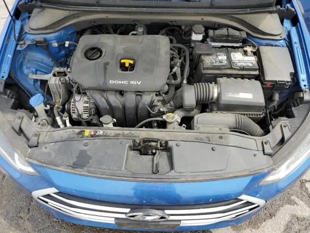 2017 HYUNDAI ELANTRA SE