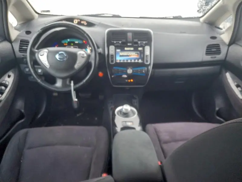 2016 NISSAN LEAF SV  