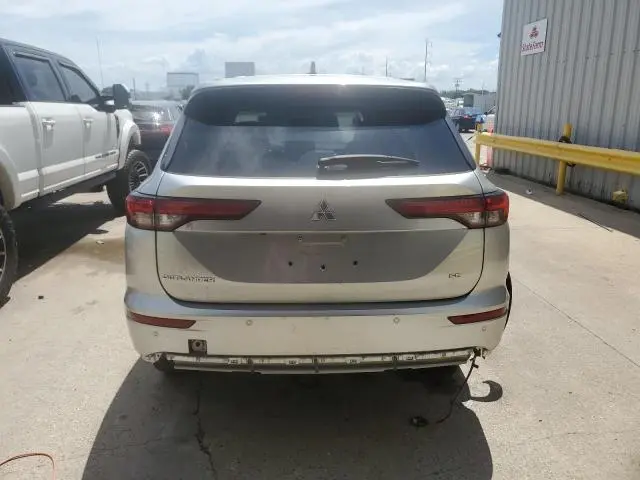 2024 MITSUBISHI OUTLANDER SE  
