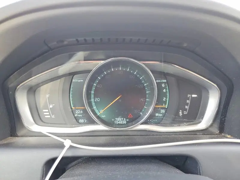 2015 VOLVO XC60 T6 PREMIER  