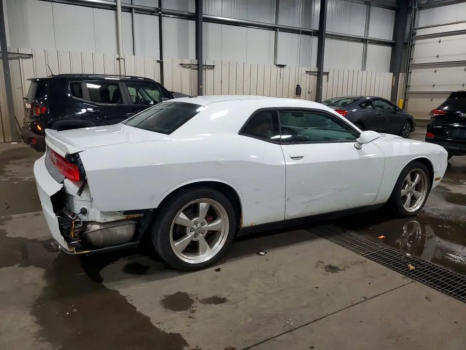 2013 DODGE CHALLENGER R  