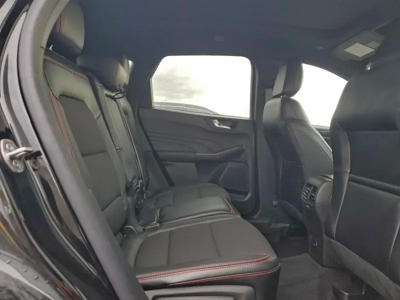 2024 FORD ESCAPE ST LINE  