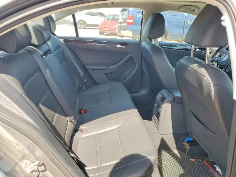 2017 VOLKSWAGEN JETTA SEL  