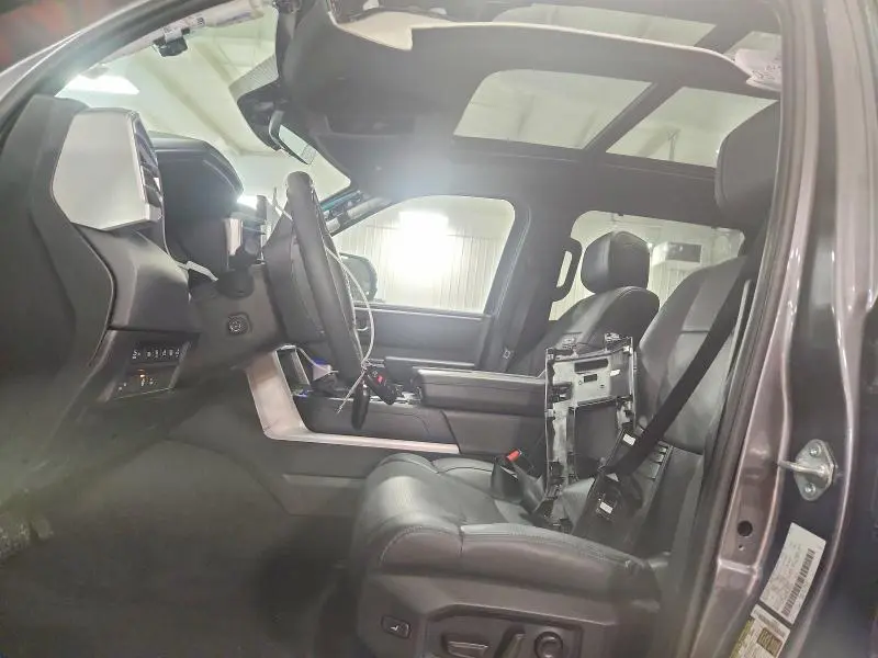 2025 TOYOTA TUNDRA CREWMAX PLATINUM  