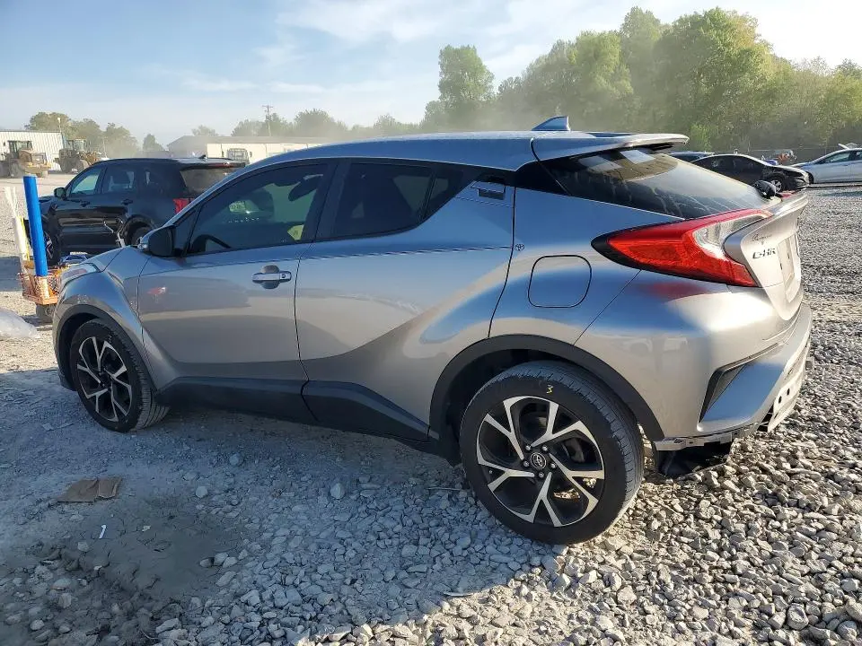 2018 TOYOTA C-HR XLE  