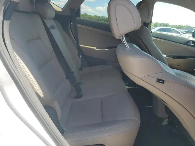 2018 HYUNDAI TUCSON SEL PLUS  