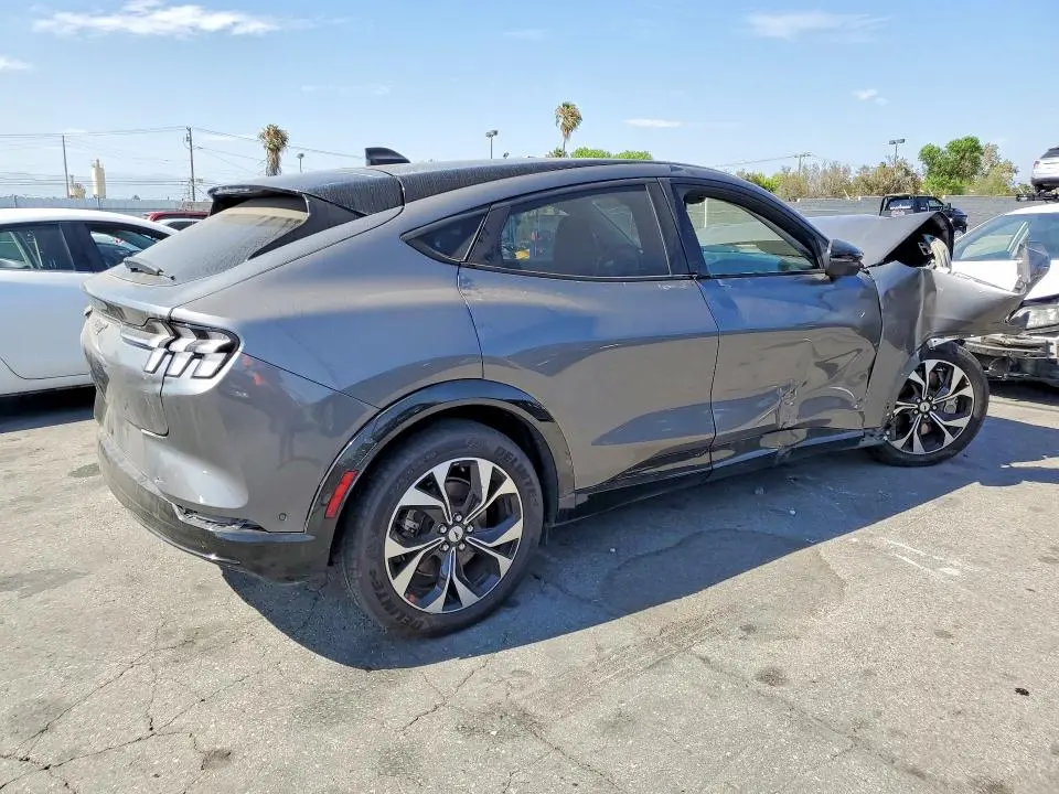 2023 FORD MUSTANG MACH -E PREMIUM