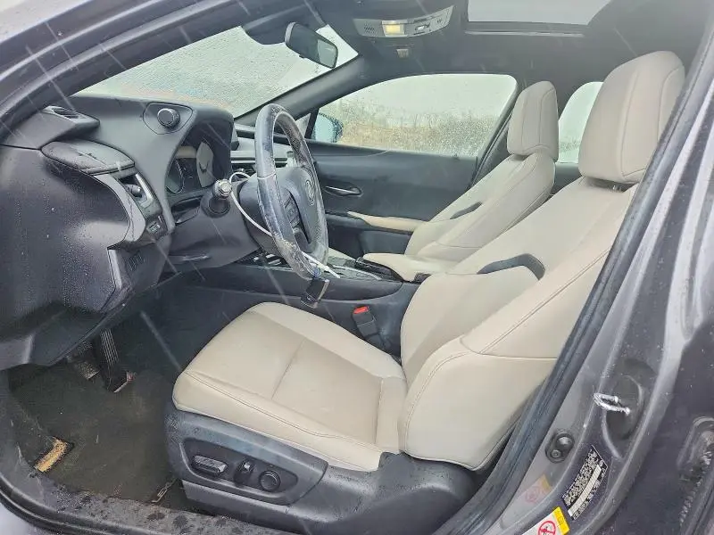 2019 LEXUS UX 200 BASE  