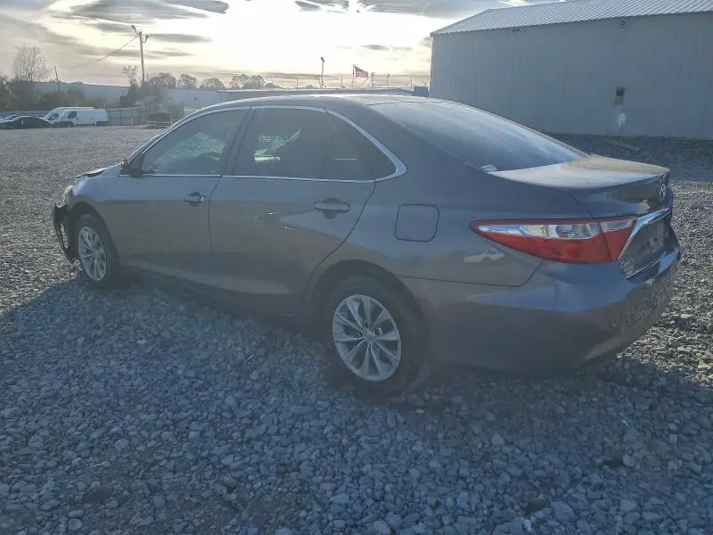 2016 TOYOTA CAMRY LE  