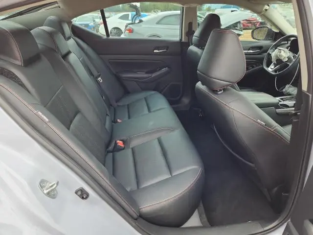 2023 NISSAN ALTIMA SR  