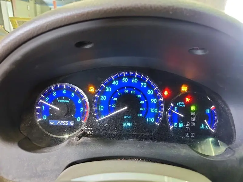 2010 TOYOTA SIENNA LE  