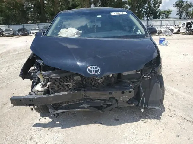 2015 TOYOTA SIENNA   