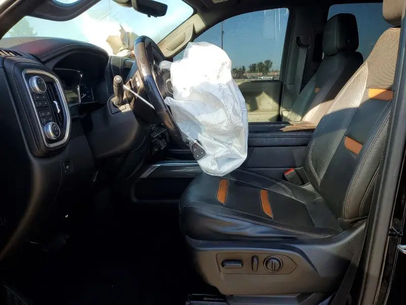 2020 GMC SIERRA K1500 AT4  