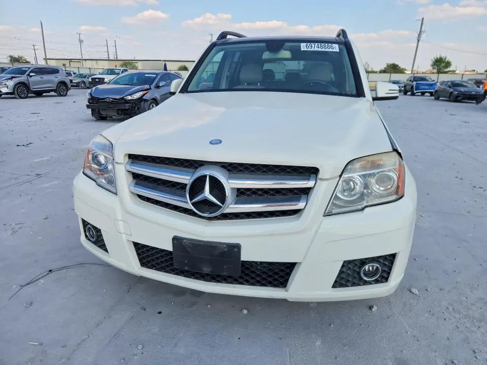 2012 MERCEDES-BENZ GLK   