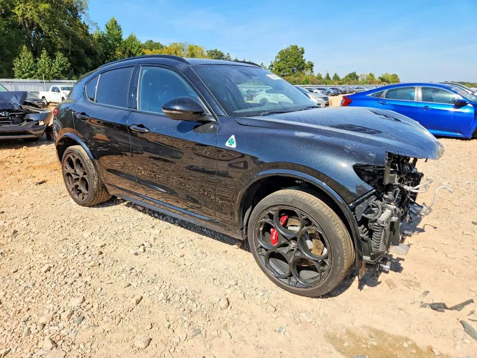 2023 ALFA ROMEO STELVIO QUADRIFOGLIO  