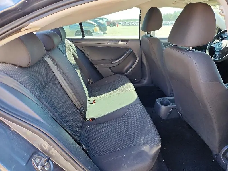 2012 VOLKSWAGEN JETTA BASE  