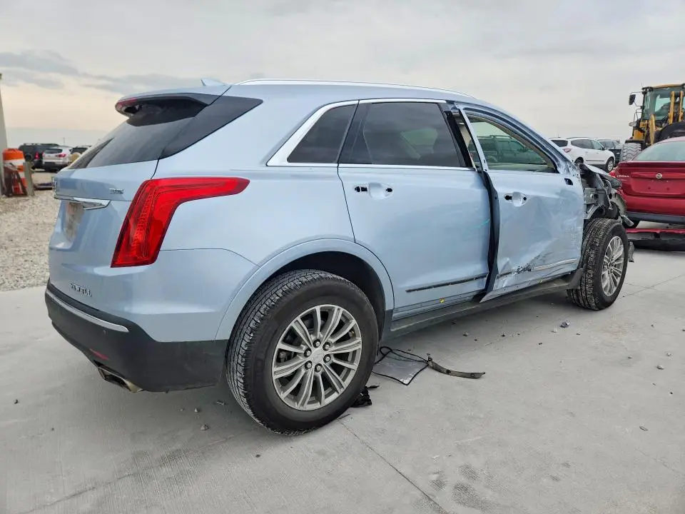 2017 CADILLAC XT5 LUXURY  